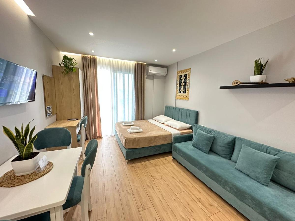 Trea Accomodations - Suite Lungomare Vlore Exterior photo